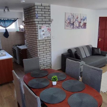 Bazsi Apartman Hajdúszoboszló Extérieur photo