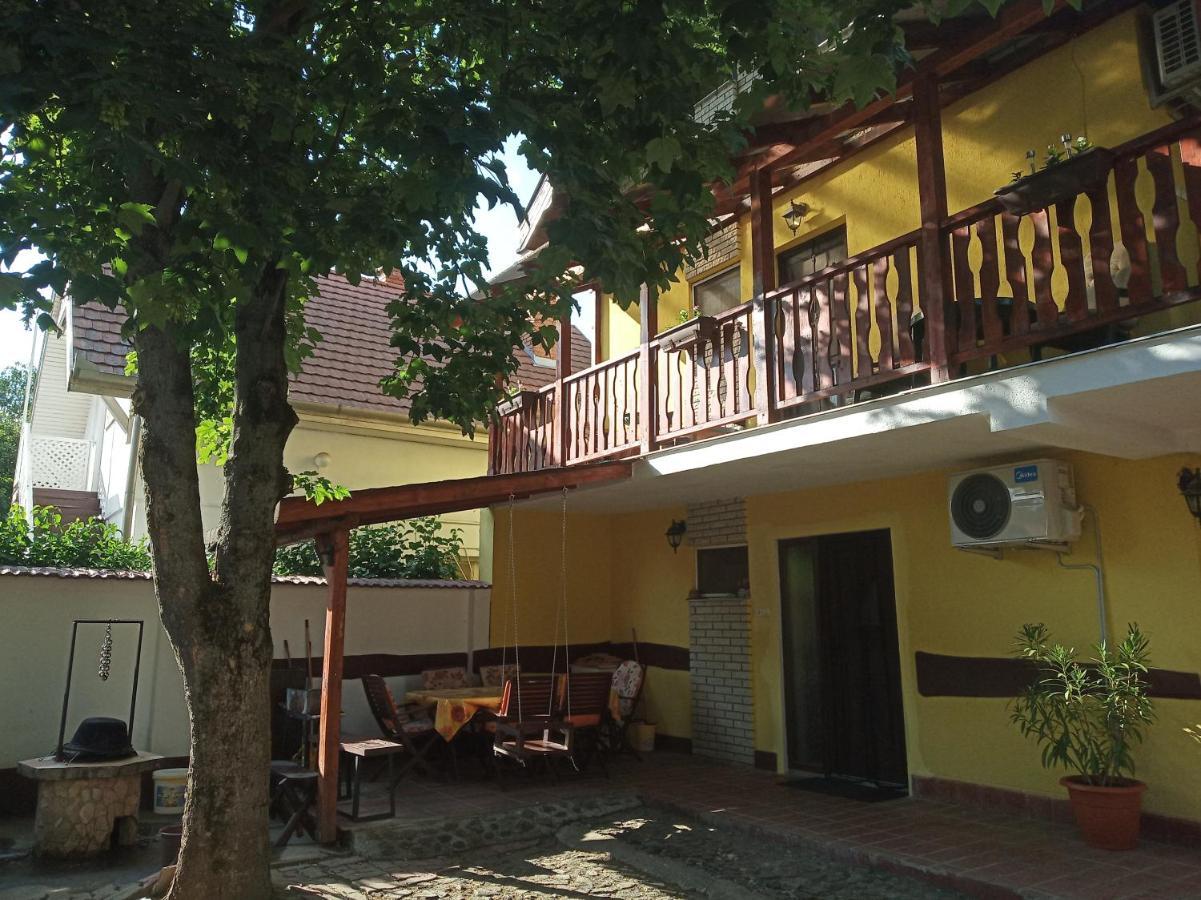 Bazsi Apartman Hajdúszoboszló Extérieur photo