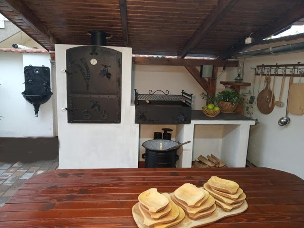 Bazsi Apartman Hajdúszoboszló Extérieur photo
