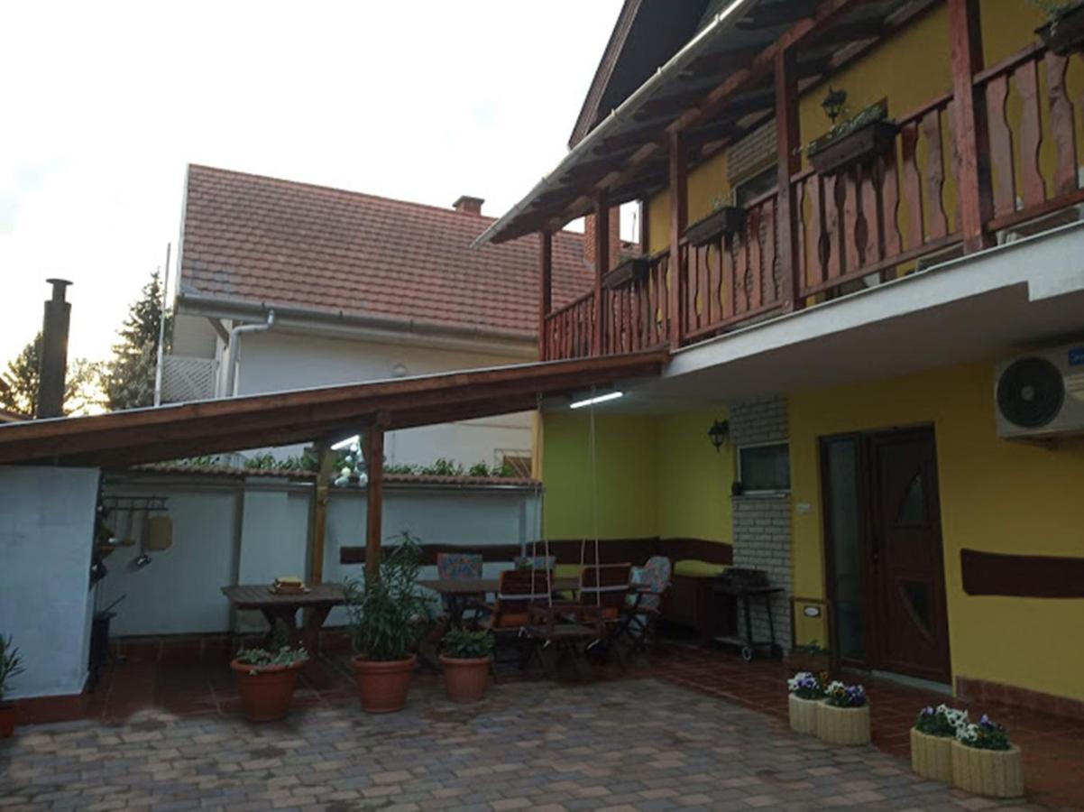Bazsi Apartman Hajdúszoboszló Extérieur photo