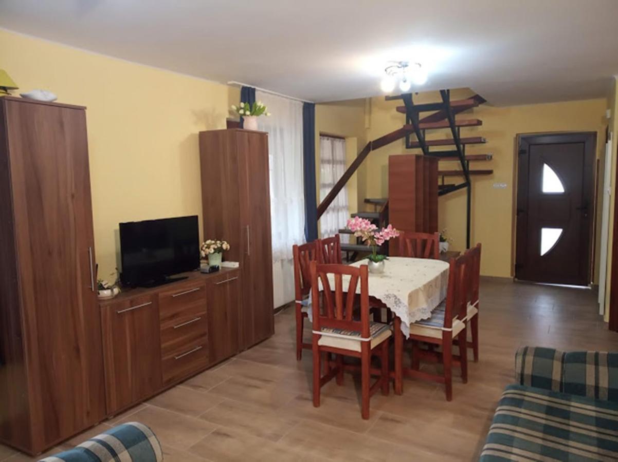 Bazsi Apartman Hajdúszoboszló Extérieur photo