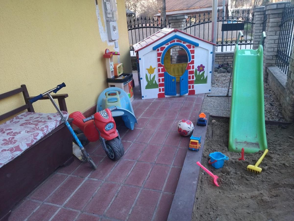 Bazsi Apartman Hajdúszoboszló Extérieur photo