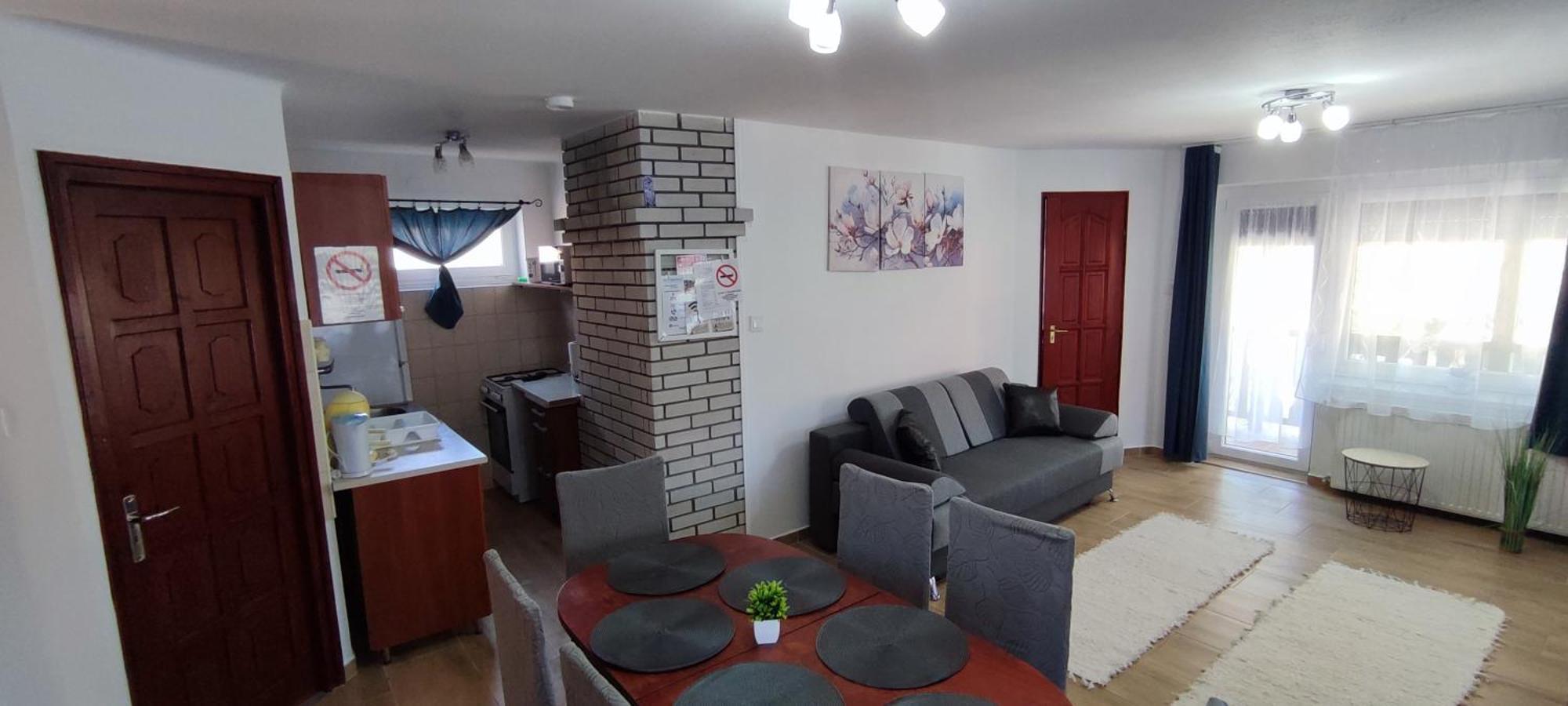 Bazsi Apartman Hajdúszoboszló Extérieur photo