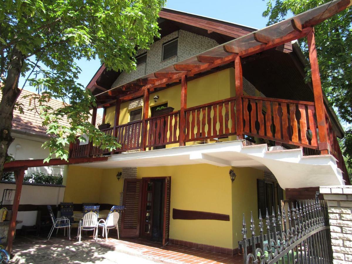 Bazsi Apartman Hajdúszoboszló Extérieur photo